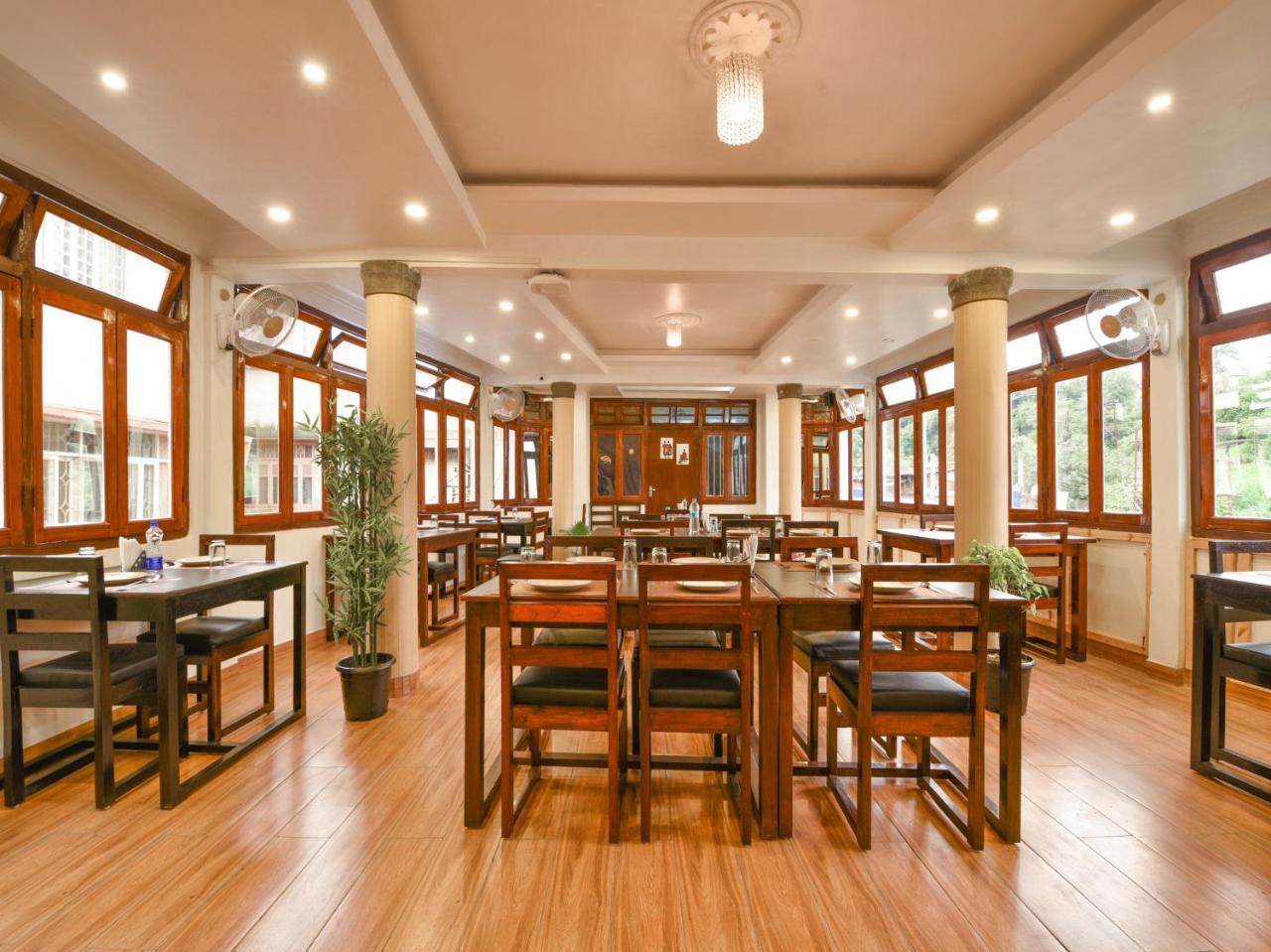 Hotel Indiana Shillong Exterior foto